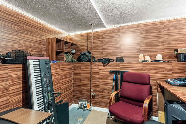 4314 N 39 Street, Omaha, NE 68111