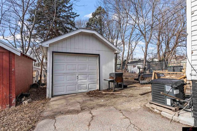 4314 N 39 Street, Omaha, NE 68111