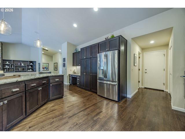 2071 MUSKET St, Eugene, OR 97408