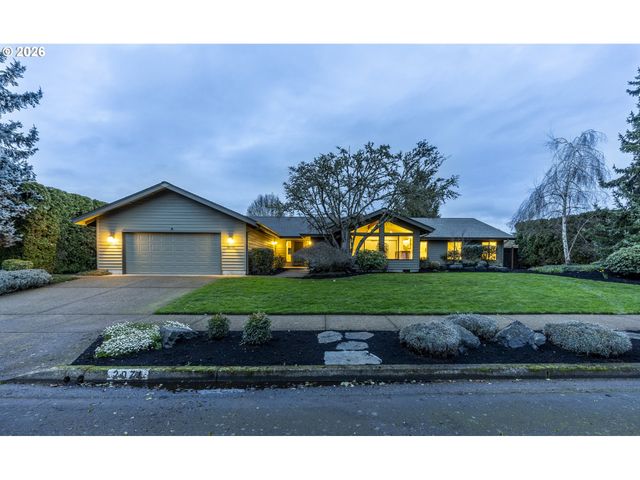 2071 MUSKET St, Eugene, OR 97408