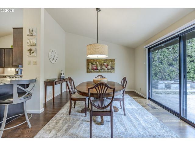 2071 MUSKET St, Eugene, OR 97408