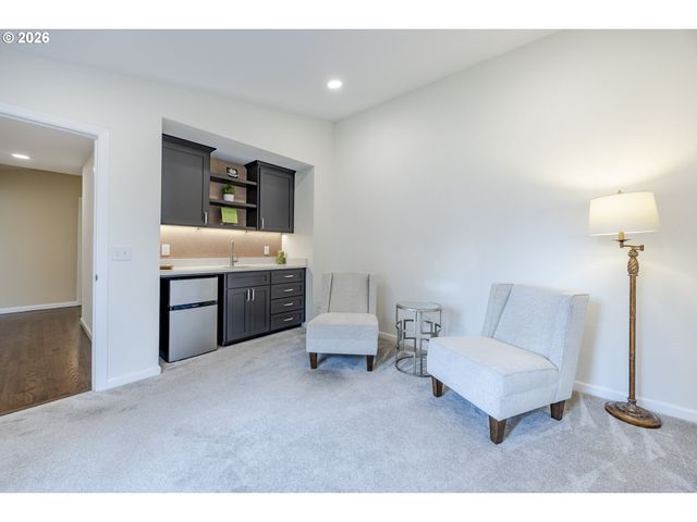 2071 MUSKET St, Eugene, OR 97408