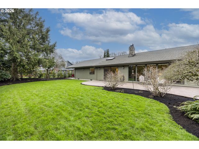 2071 MUSKET St, Eugene, OR 97408