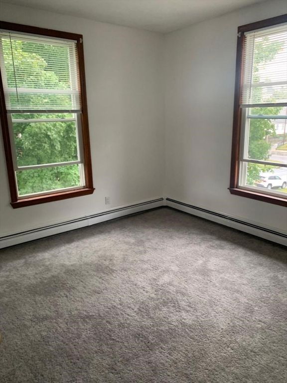 6 Exchange St A, Templeton, MA 01436