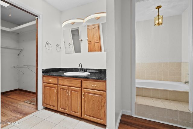 805 MARIMBA Drive, El Paso, TX 79912