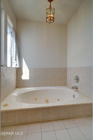 805 MARIMBA Drive, El Paso, TX 79912