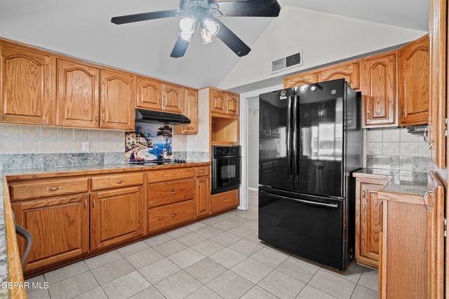 805 MARIMBA Drive, El Paso, TX 79912