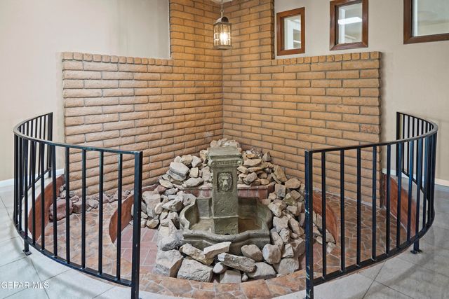 805 MARIMBA Drive, El Paso, TX 79912