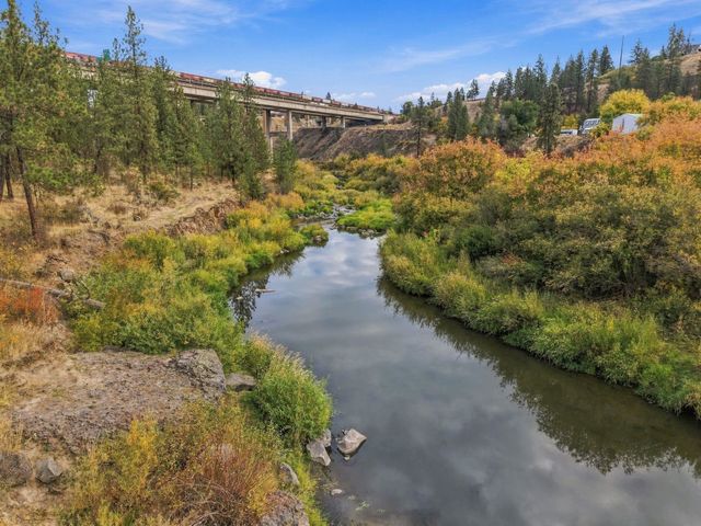 1010 S Spruce St, Spokane, WA 99224