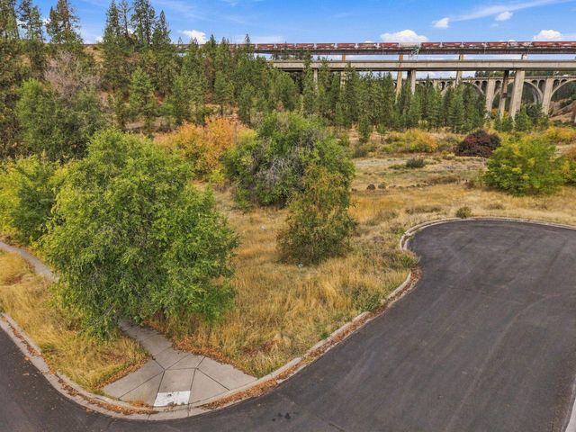 1010 S Spruce St, Spokane, WA 99224