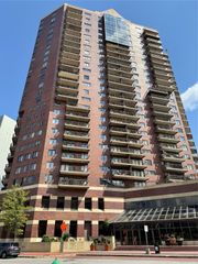 300 Walnut Street 1505, Des Moines, IA 50309