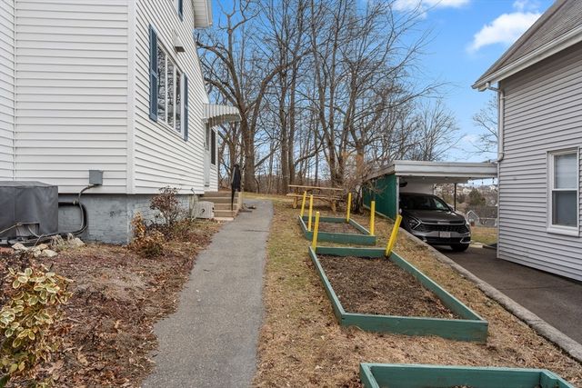 17 Tyler St, Malden, MA 02148