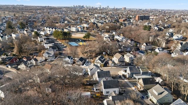 17 Tyler St, Malden, MA 02148