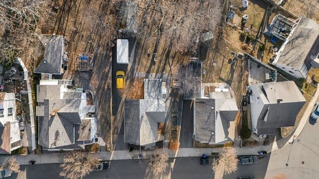 17 Tyler St, Malden, MA 02148