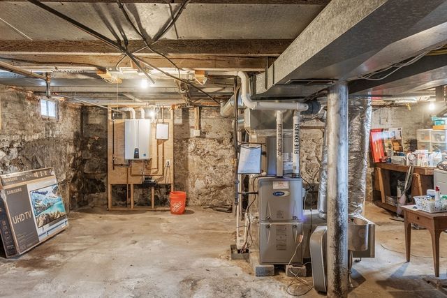 17 Tyler St, Malden, MA 02148