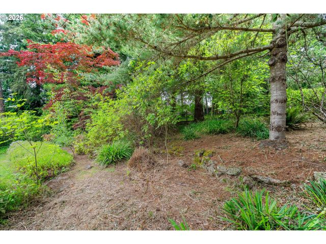 4307 Sw MARIGOLD St, Portland, OR 97219