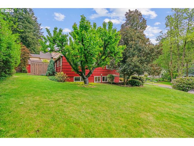 4307 Sw MARIGOLD St, Portland, OR 97219