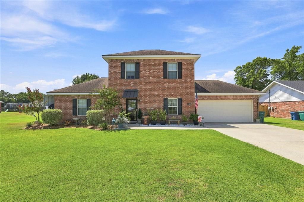 2570 Augustine Drive, Sulphur, LA 70663