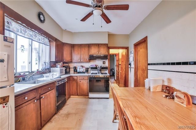 422 Marilla Street, Buffalo, NY 14220