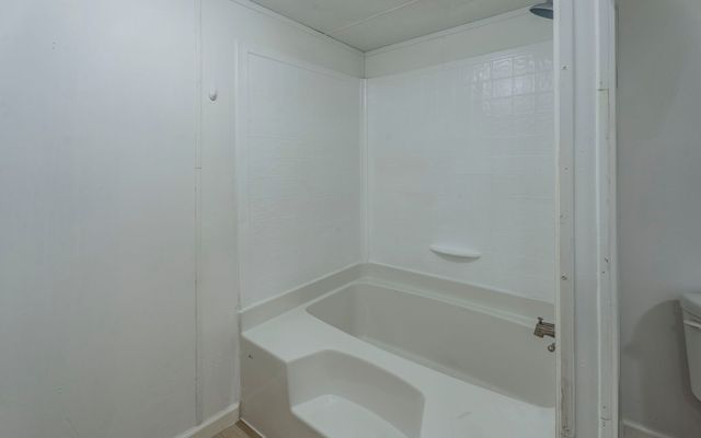 502 Windy Lane, Southmayd, TX 75092