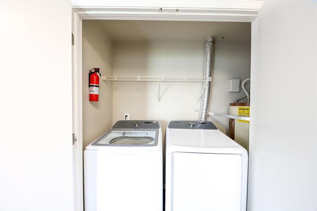 4728 Forsythia St, West Richland, WA 99353