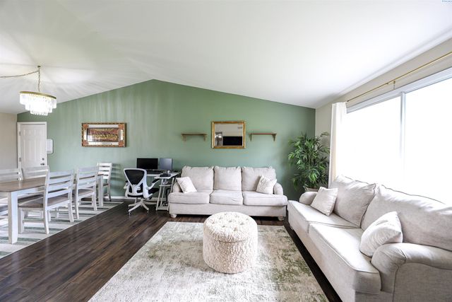 4728 Forsythia St, West Richland, WA 99353