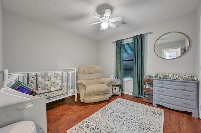 211 Live Oak Lane, Friendswood, TX 77546