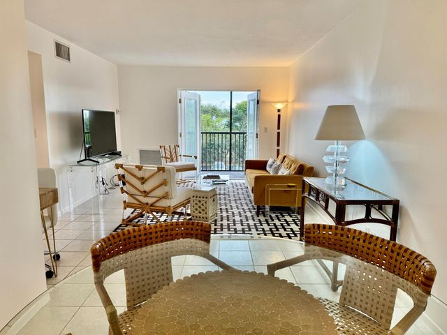 1601 S Flagler Drive 201o, West Palm Beach, FL 33401