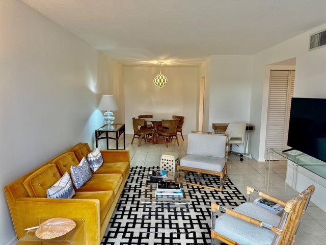 1601 S Flagler Drive 201o, West Palm Beach, FL 33401