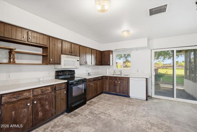 4745 W PIEDMONT Road, Laveen, AZ 85339