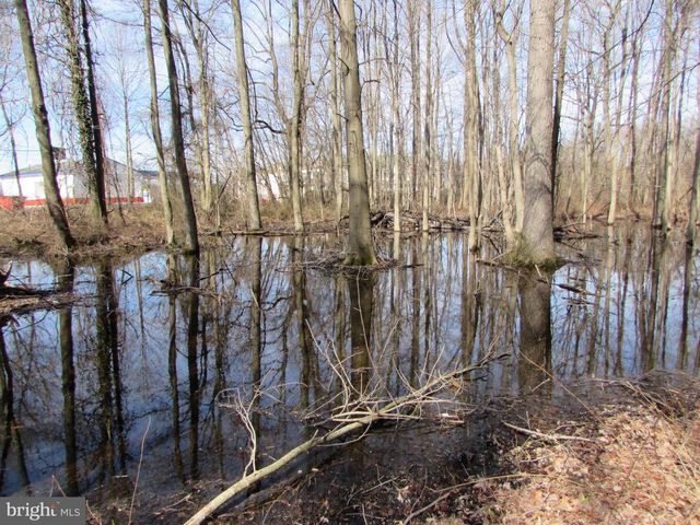 505 S PENNSVILLE AUBURN RD, Carneys Point, NJ 08069