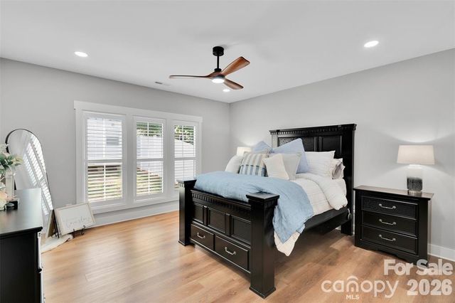 2754 Emperor Street, Claremont, NC 28610