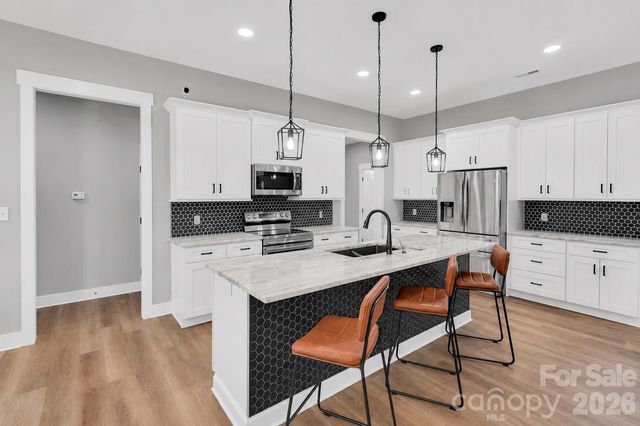 2754 Emperor Street, Claremont, NC 28610