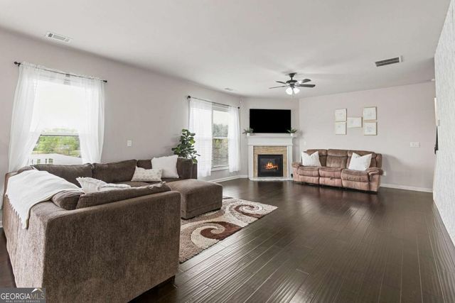 4880 Plainsman Circle, Cumming, GA 30028