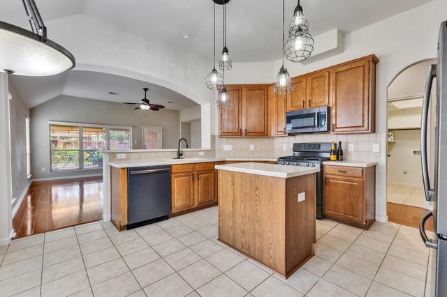 24530 Fort Path Drive, Spring, TX 77373