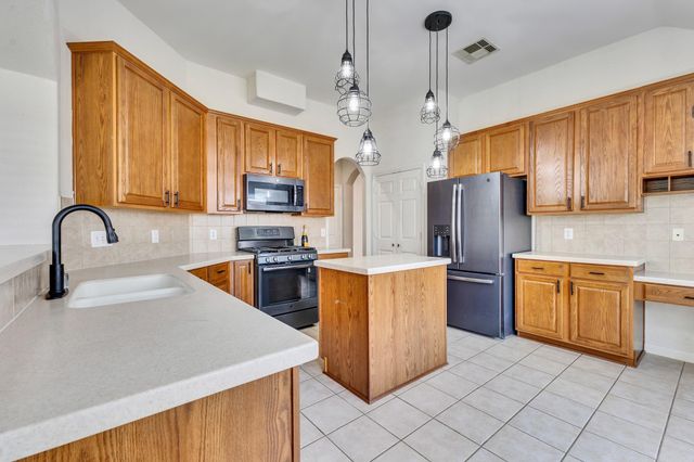24530 Fort Path Drive, Spring, TX 77373