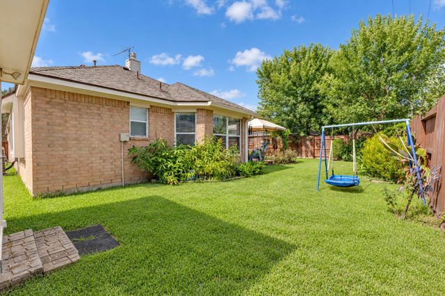 24530 Fort Path Drive, Spring, TX 77373