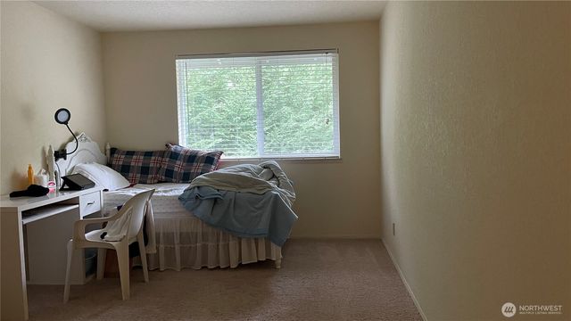 23525 SE 32nd Way, Sammamish, WA 98029