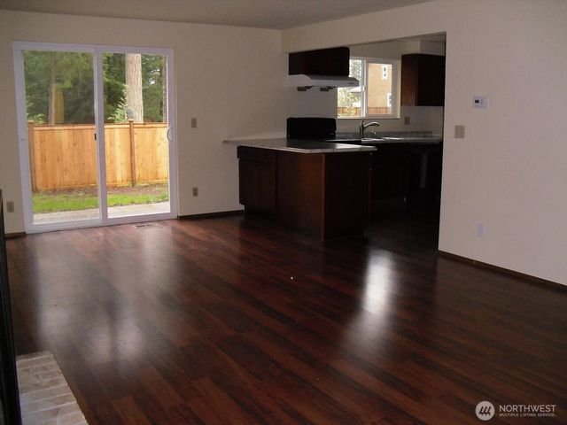 23525 SE 32nd Way, Sammamish, WA 98029