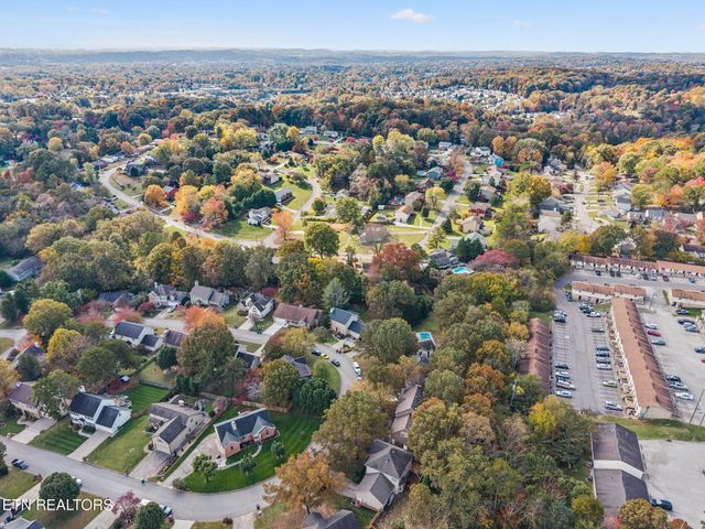 1725 Wynrush Circle, Knoxville, TN 37923