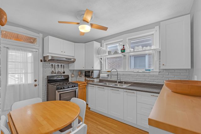 3108 N 76th Avenue, Elmwood Park, IL 60707