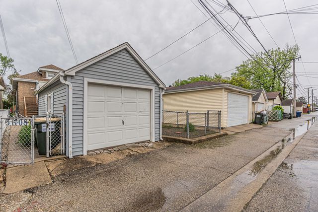 3108 N 76th Avenue, Elmwood Park, IL 60707