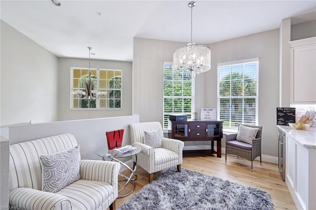 898 Egrets RUN # 201, Naples, FL 34108