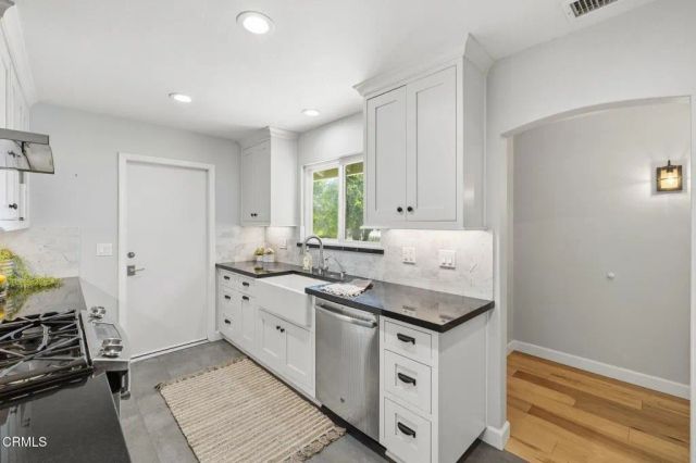 400 Atmore Drive, Santa Paula, CA 93060