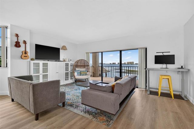 602 LIME AVENUE 101, Clearwater, FL 33756