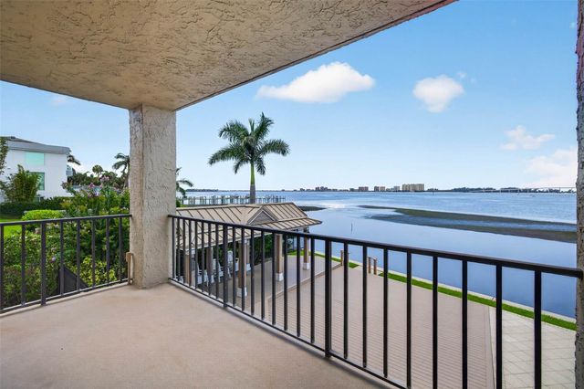 602 LIME AVENUE 101, Clearwater, FL 33756