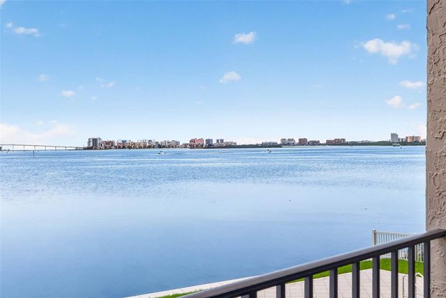 602 LIME AVENUE 101, Clearwater, FL 33756