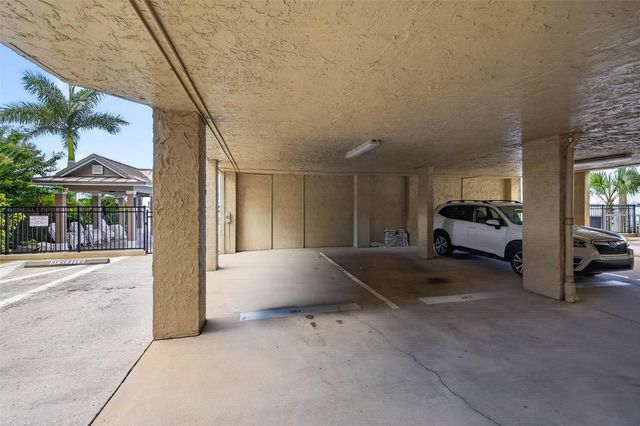 602 LIME AVENUE 101, Clearwater, FL 33756