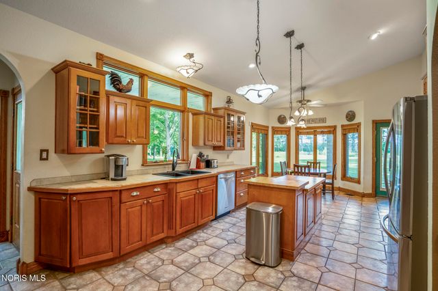 1189 Ottawa Road, Genoa, OH 43430