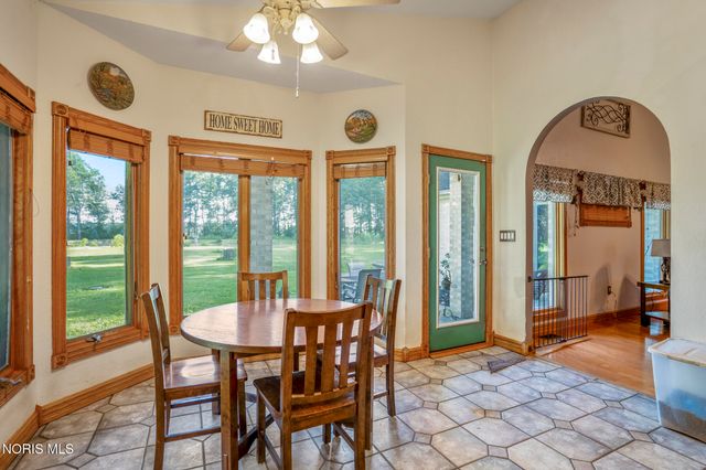 1189 Ottawa Road, Genoa, OH 43430